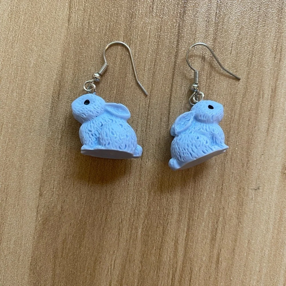 Nwot 3d Blue Bunny Rabbit Retro Drop Earrings